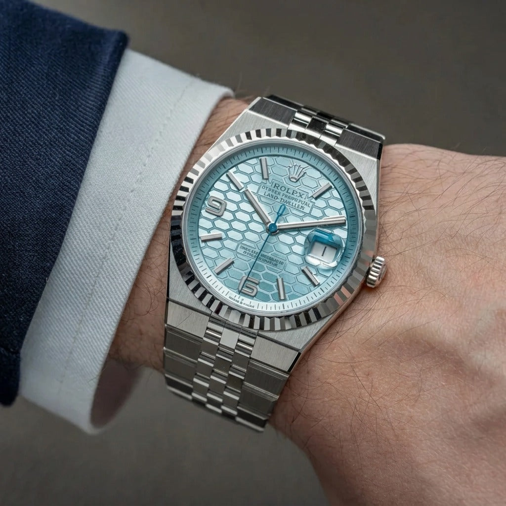 Oyster Perpetual Land-Dweller - Fond Blanc
